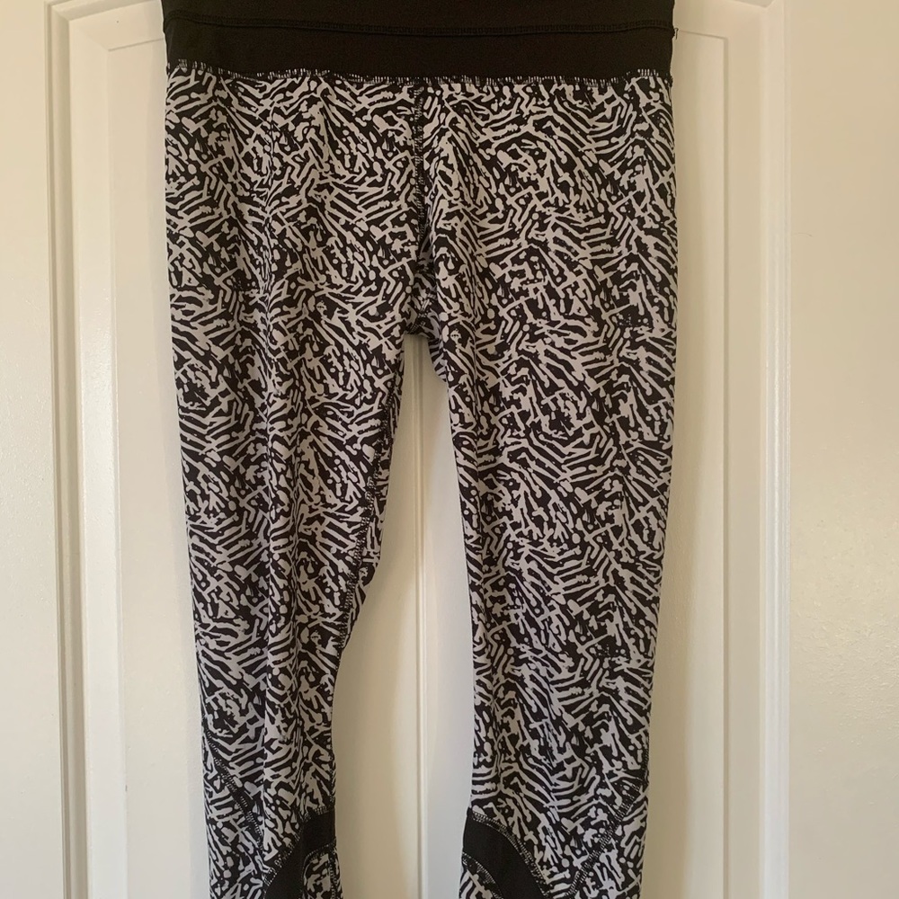 Lululemon, size 6 leggings